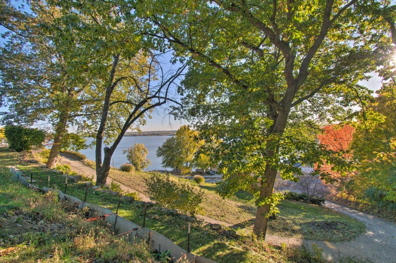 Watch The Sunrise At This Quaint Lake-View Cottage Peoria Exterior photo